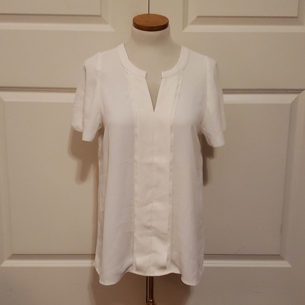 41 Hawthorn Womens White Short Sleeve Split Neck Pleated Front Blouse WGW10274 M